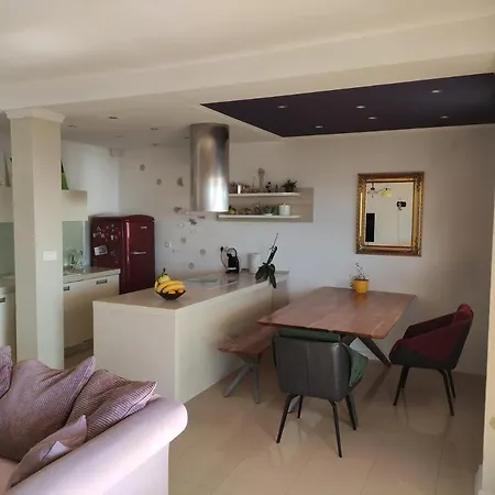 Marina Apartment *