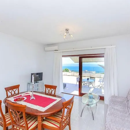 Apartment Marina *