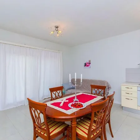 Apartment Marina Split